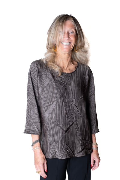 JOSEPH RIBKOFF 253002 Blusa in raso plissè avocado