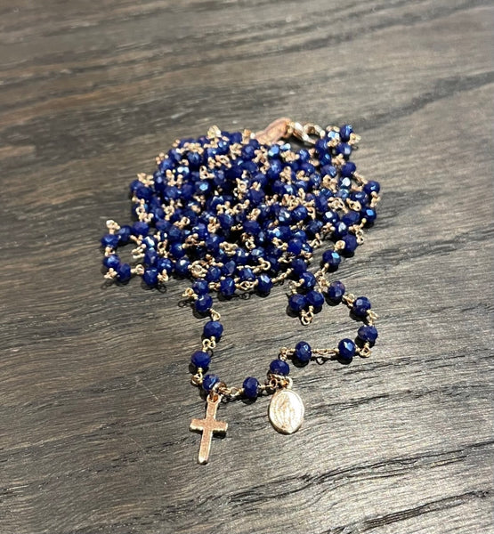 Pfmilanojewels  collana rosario 130 cm cristalli bluette, argento placcato oro rosa