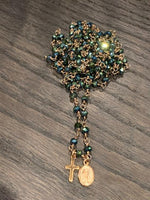 Pfmilanojewels  collana rosario 130 cm cristalli verde metal, argento placcato oro rosa