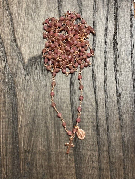 Pfmilanojewels  collana rosario 130 cm cristalli  ciclamino, argento placcato oro rosa